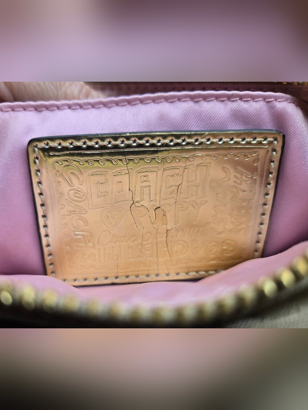 Coach Poppy Signature Groovy Crossbody Pink Trim Gold Logo Buttons Hardware READ - Picture 8 of 12